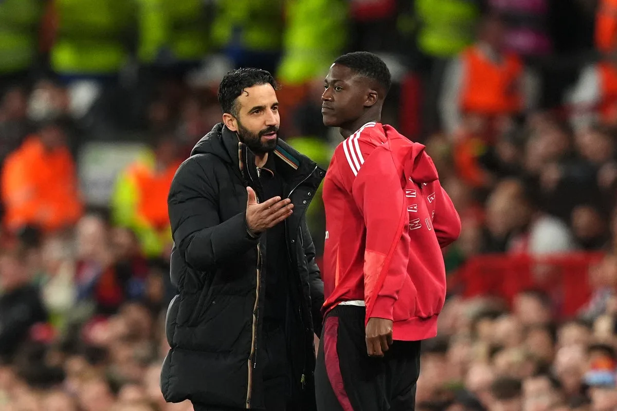 Ο Κόμπι Μέινου: Το Μέλλον της Μάντσεστερ Γιουνάιτεντ