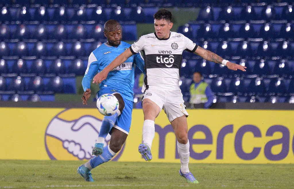 Στοχεύει σε ενίσχυση στην άμυνα ο Κόλο Κόλο