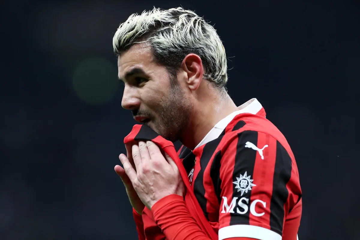 Θεό: Η Απογοήτευση από τη Μίλαν και η Νέα Αρχή