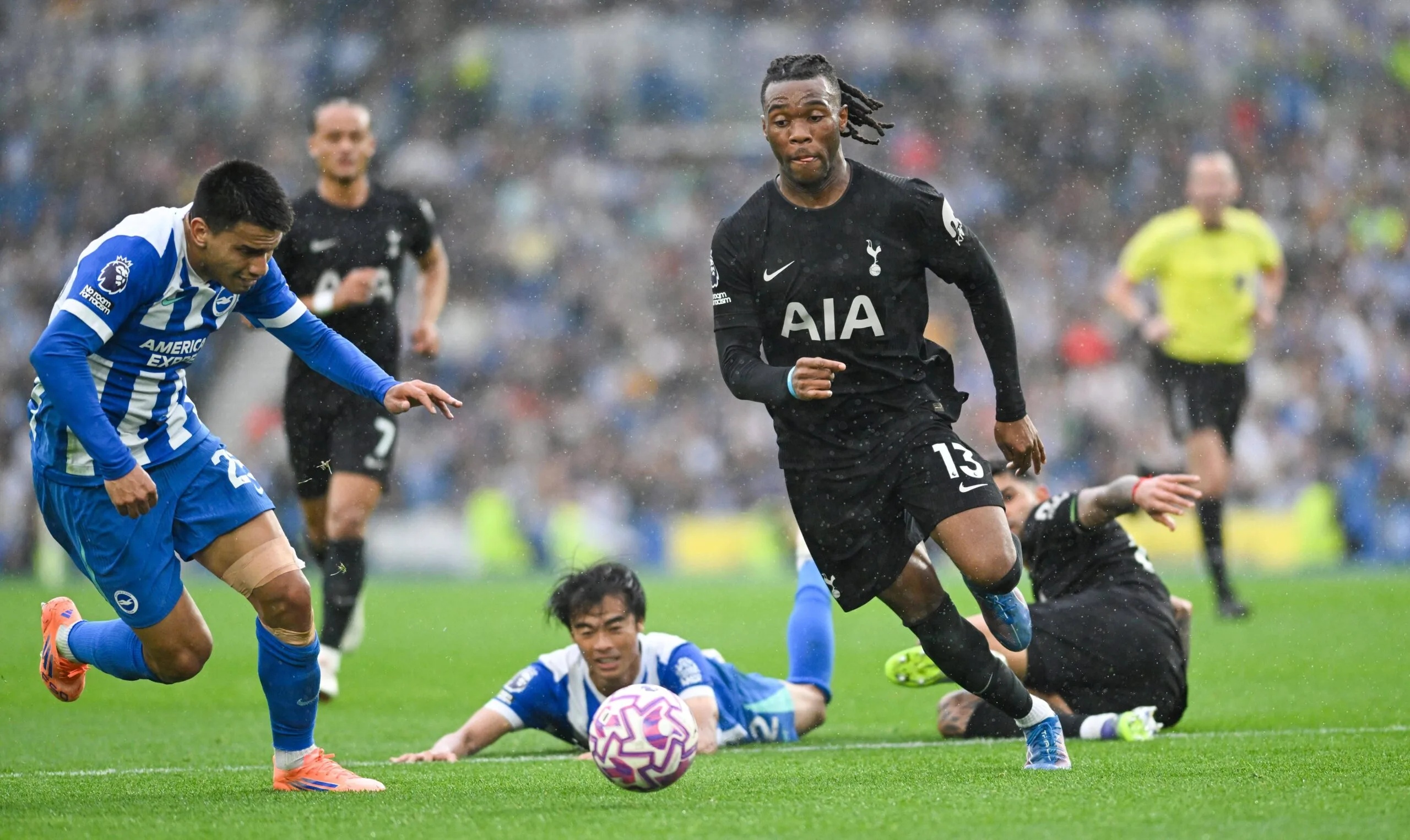 Αγωνία για Τραυματισμούς στην Τότεναμ: Ενημέρωση και Επιστροφές