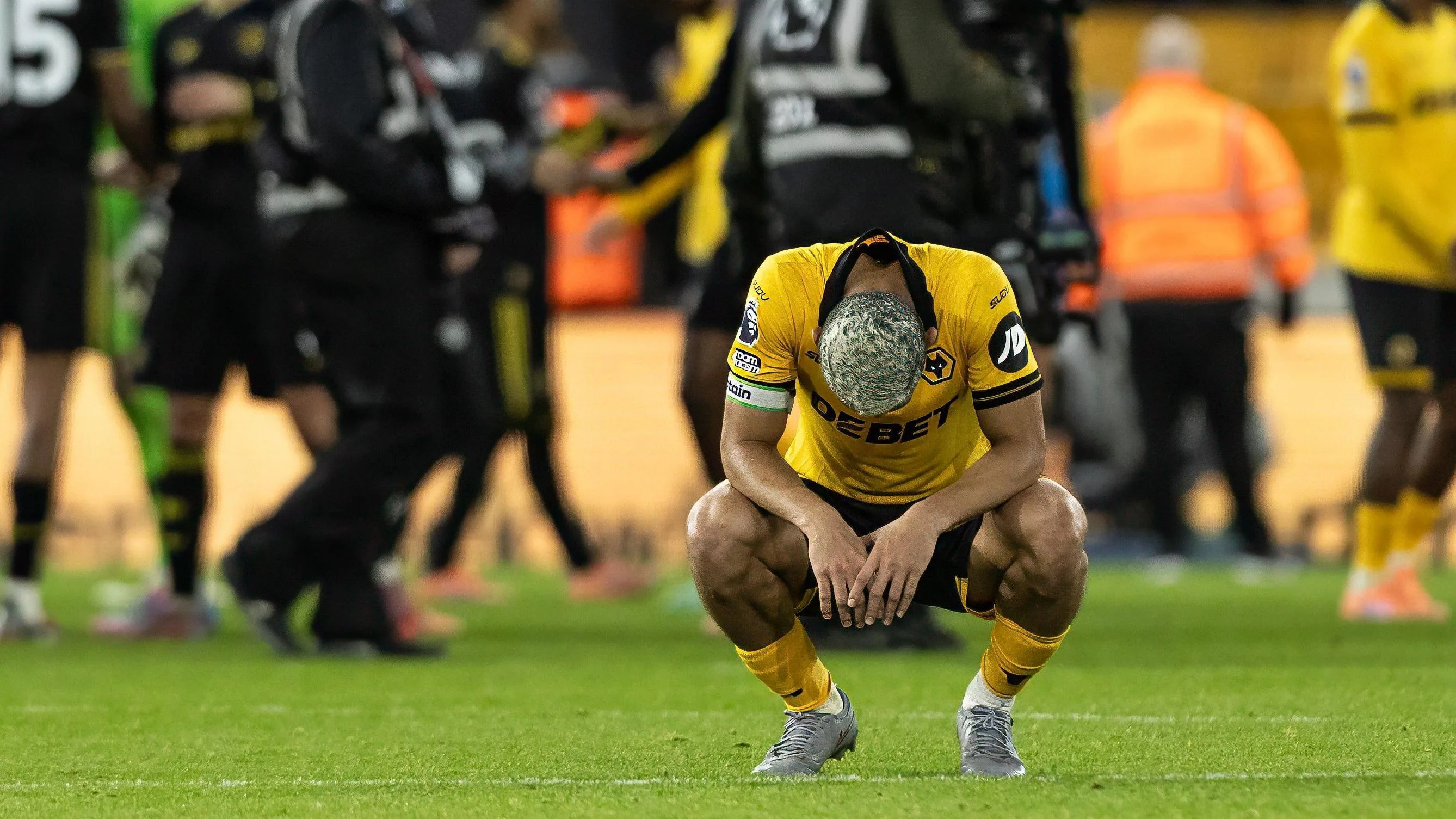 Δύσκολες μέρες για τους Γουλβς: Προβλέψεις Έντουαρντς