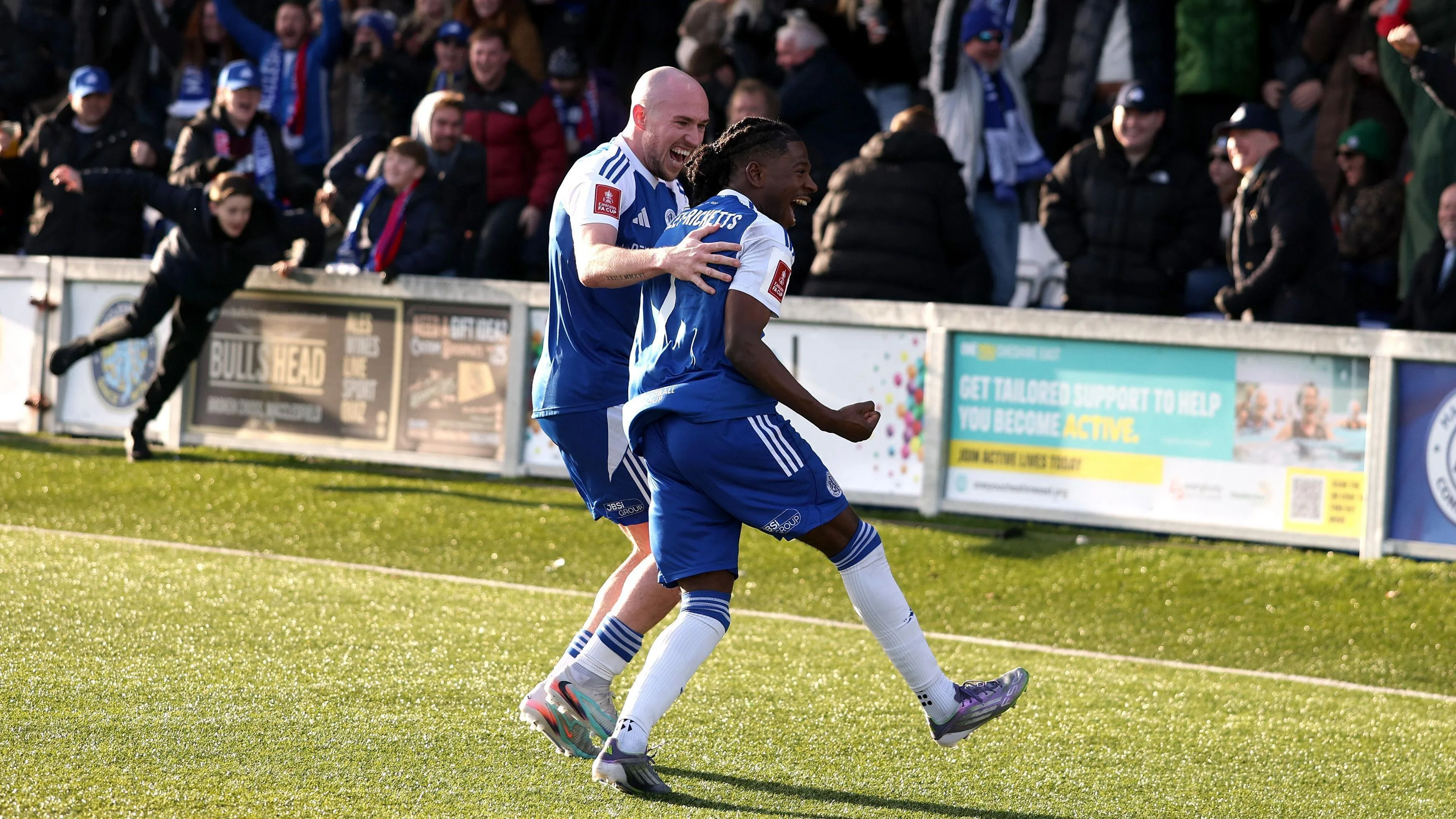 Ηρωική Νίκη για τη Macclesfield στο Κύπελλο Αγγλίας