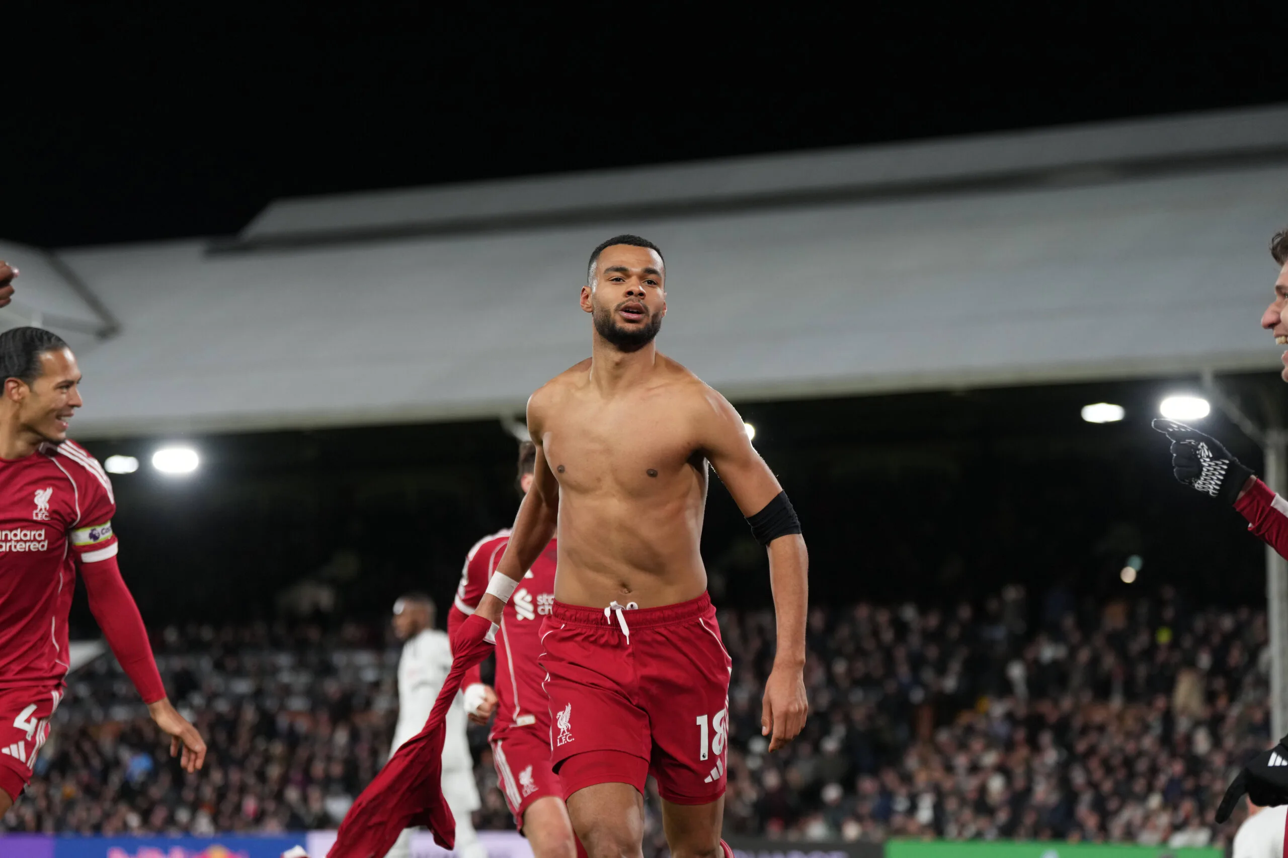 Η Λίβερπουλ Αντιμετωπίζει την Πρόκληση της Άρσεναλ