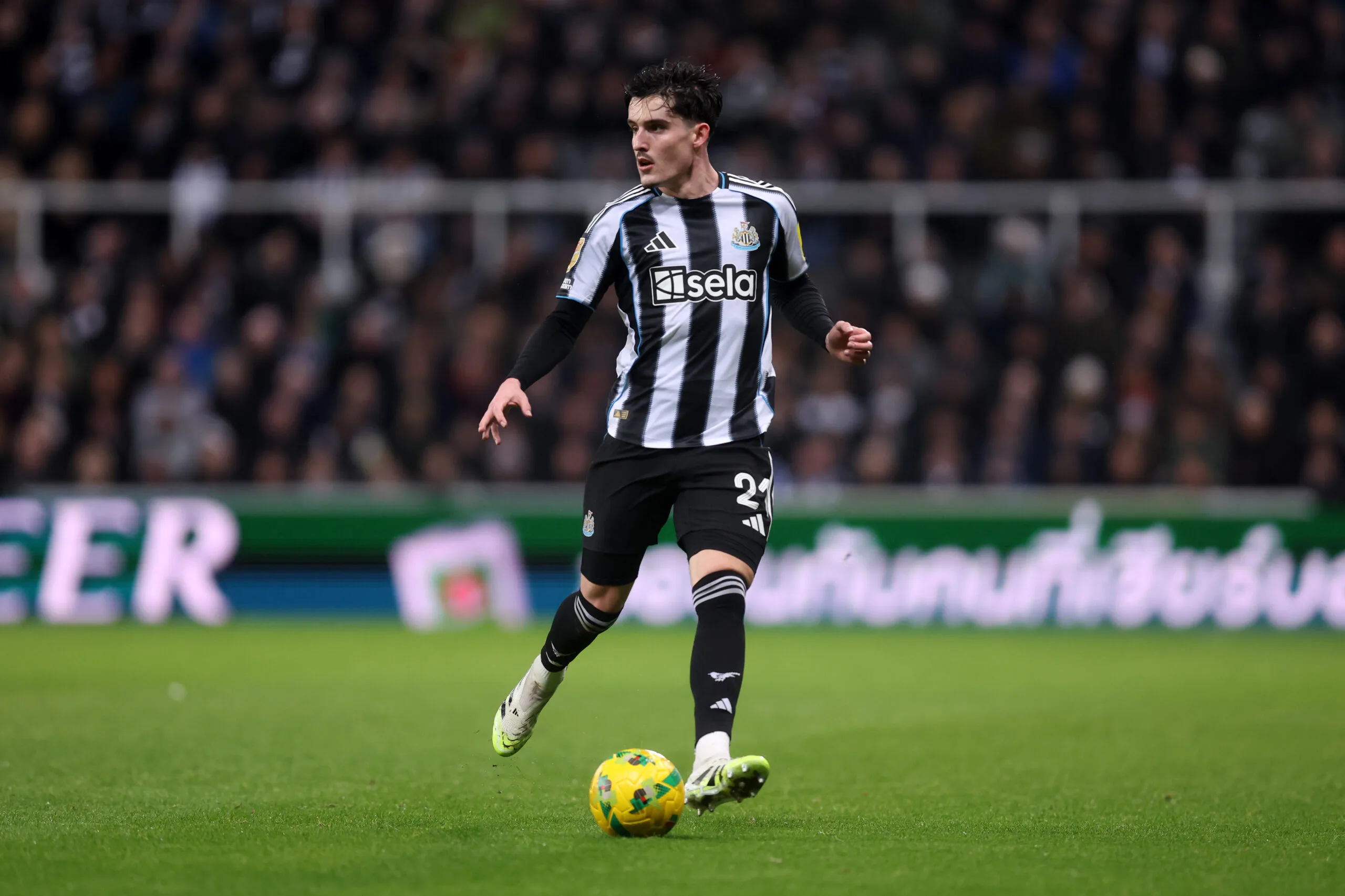 Η Άρσεναλ Στοχεύει τον Λιβραμέντο: Ανταγωνισμός με τη Μάντσεστερ Σίτι