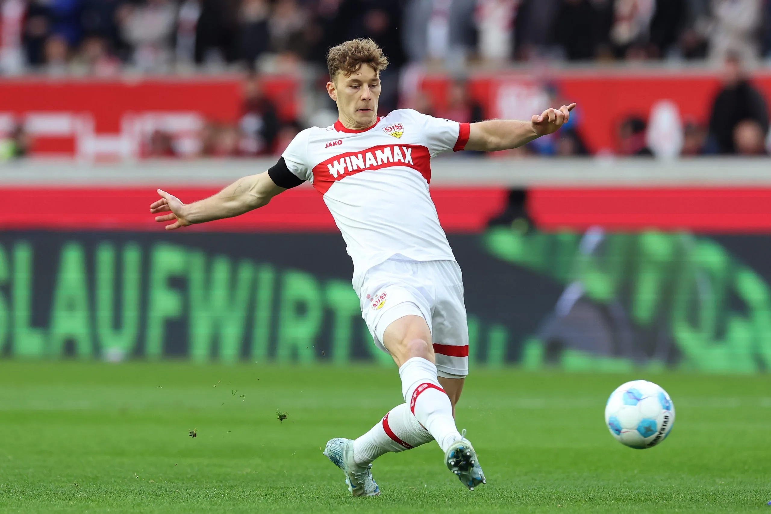 Μεταγραφικές Κινήσεις στη Bundesliga: Ενισχύσεις για Άουγκσμπουργκ και Κίελ