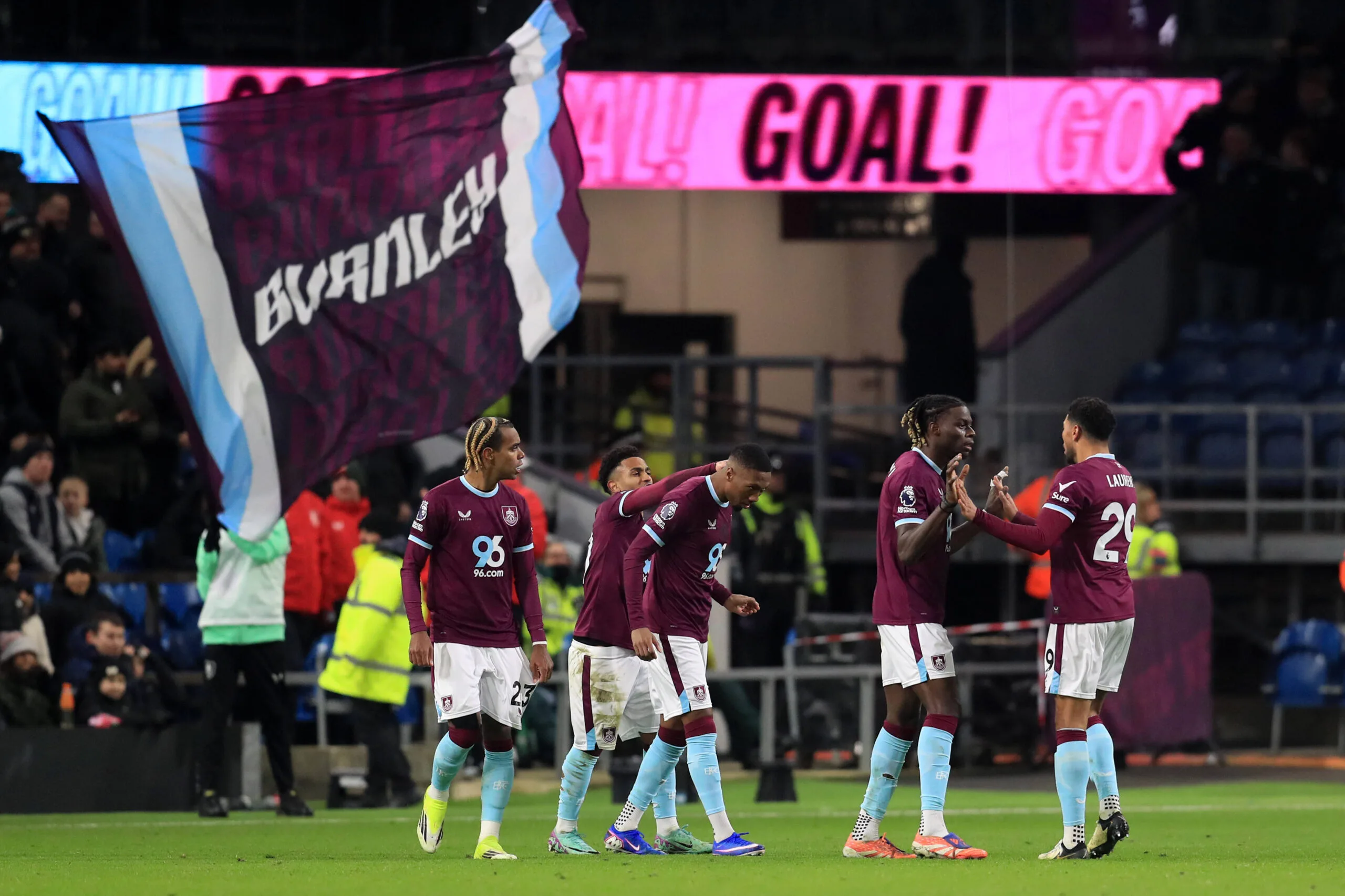 Μάντσεστερ Γιουνάιτεντ: Απογοήτευση στο Turf Moor
