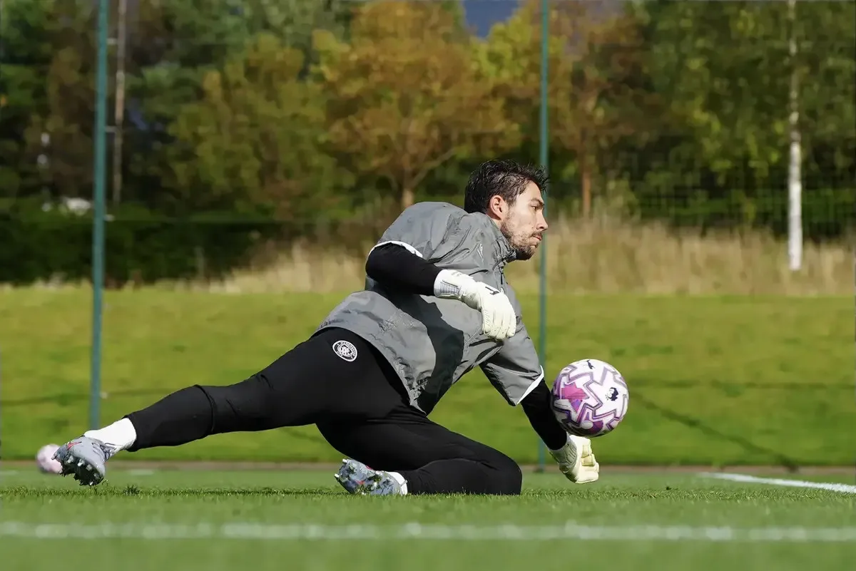 Συζητήσεις για αποχώρηση του Ορτέγκα από τη Μάντσεστερ Σίτι