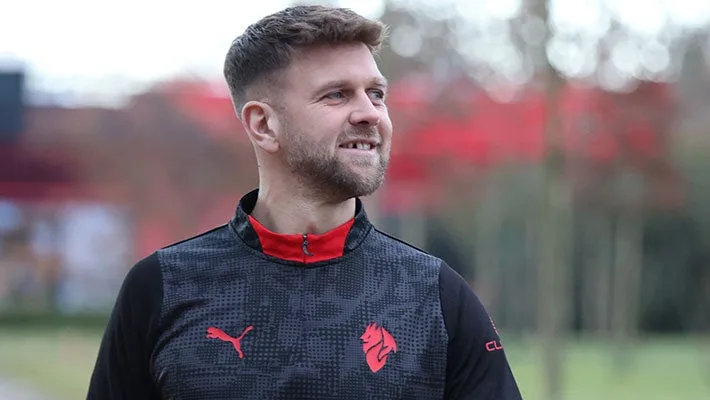 Ο Νίκλας Φίλκρουγκ στην Επίθεση της Μίλαν