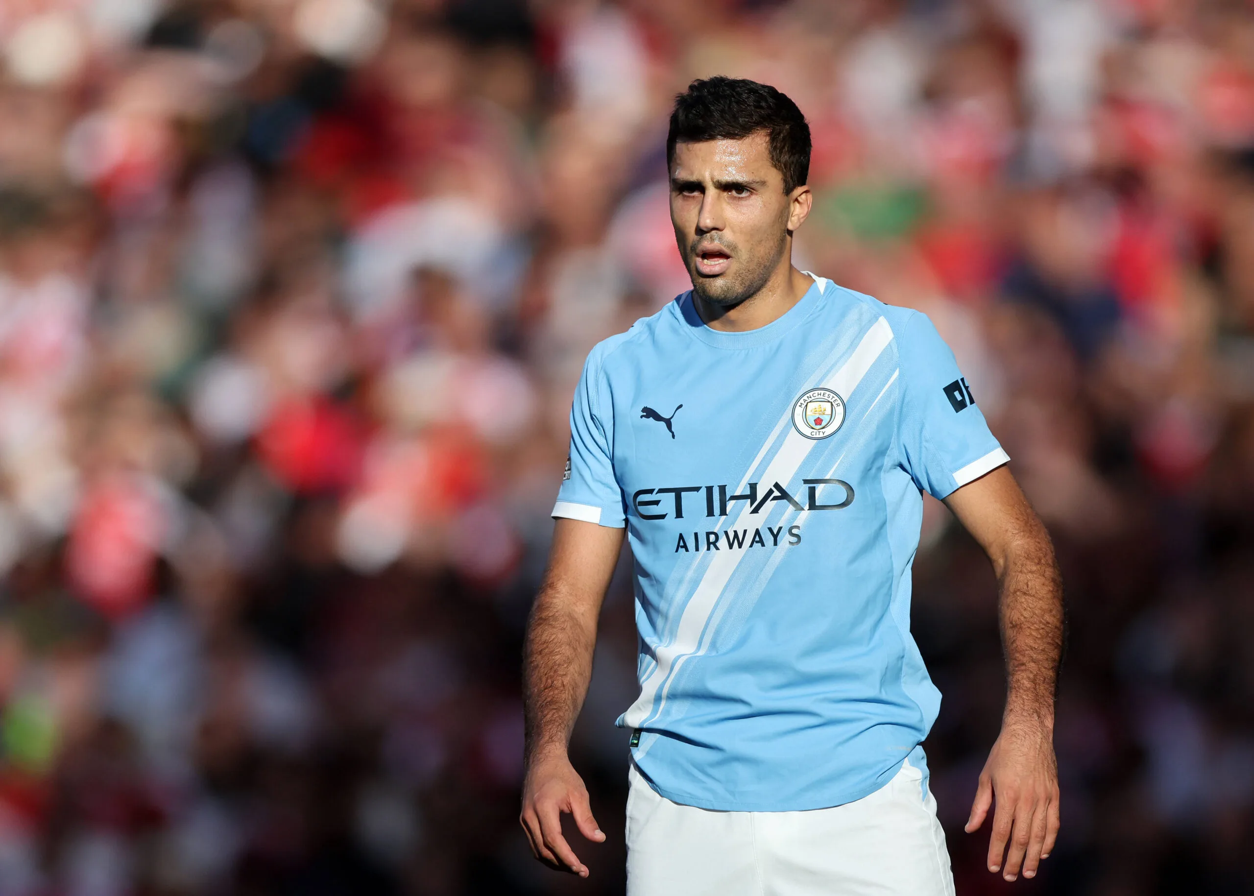 Η Ρεάλ Μαδρίτης παρακολουθεί στενά τον Ρόδρι