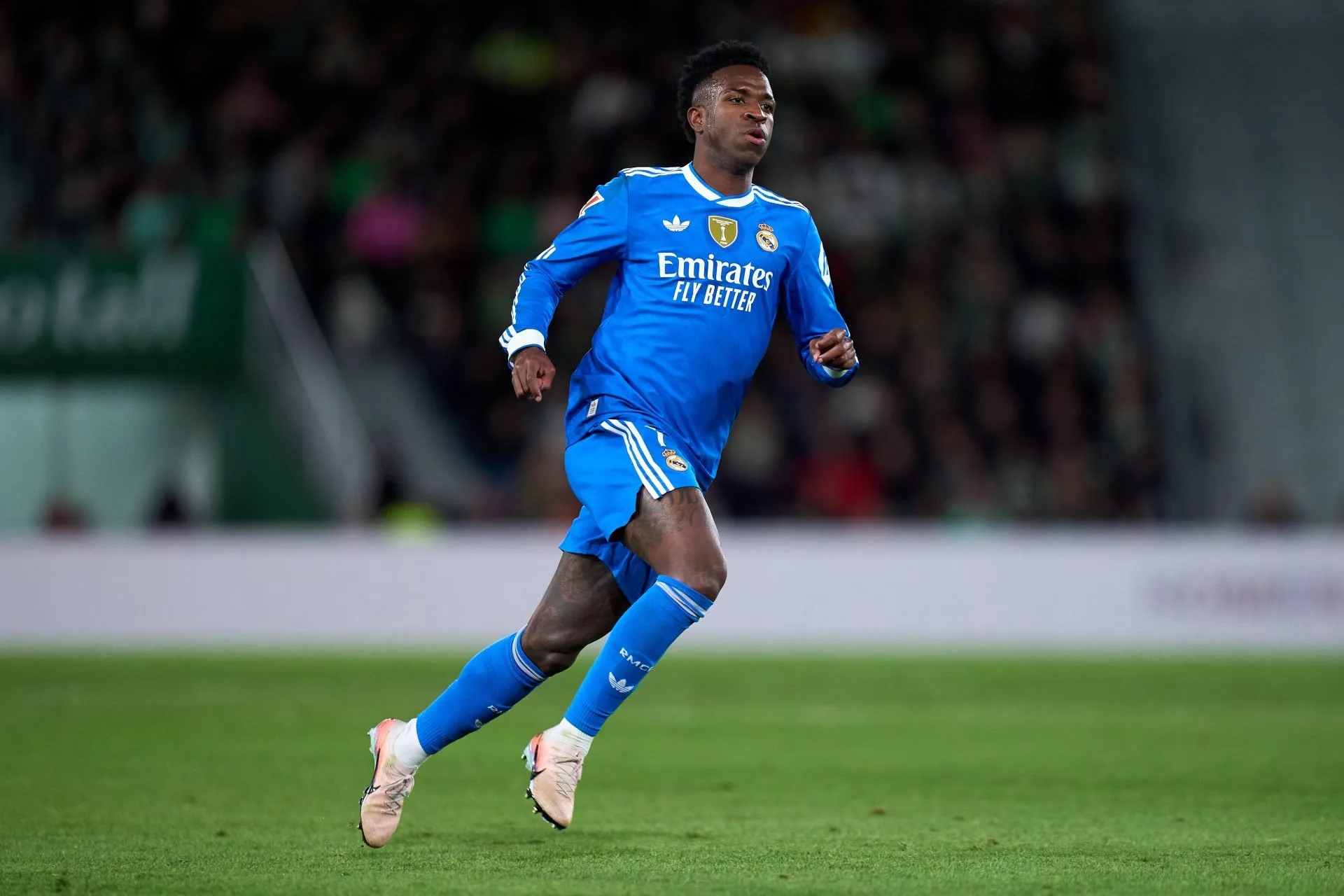 Επανεκκίνηση διαπραγματεύσεων για την ανανέωση του Βινίσιους στη Ρεάλ Μαδρίτης