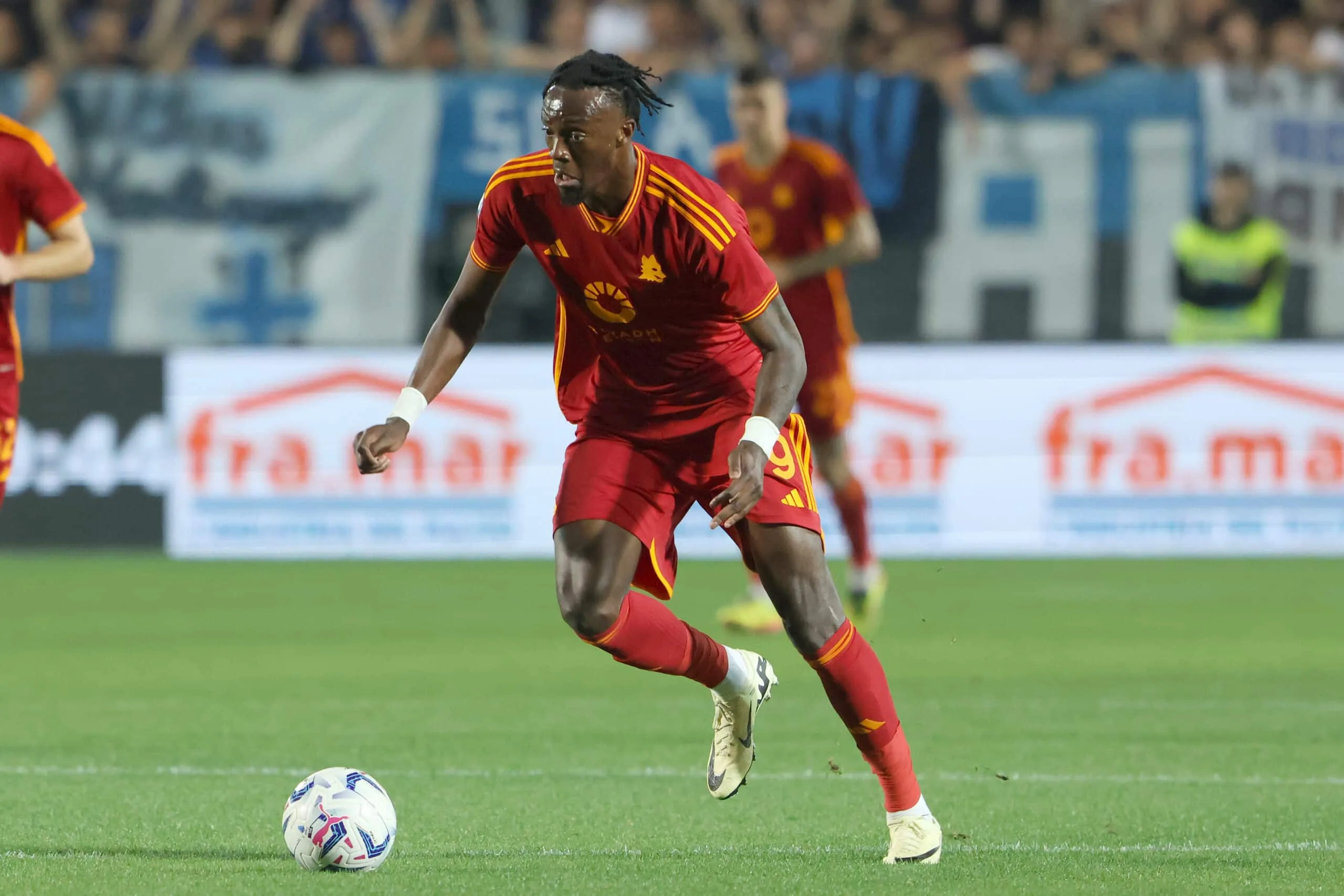 Η Άστον Βίλα εξετάζει την επιστροφή του Άμπραχαμ για ενίσχυση